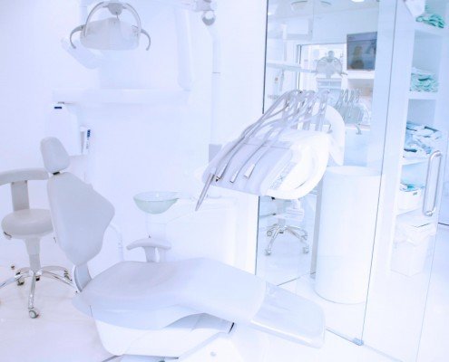 Dentist abroad Valencia Spain, Asensio, facilities